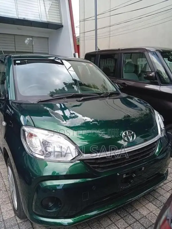 Toyota Passo X 2023