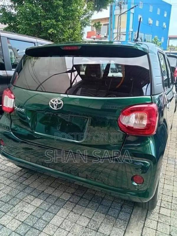 Toyota Passo X 2023