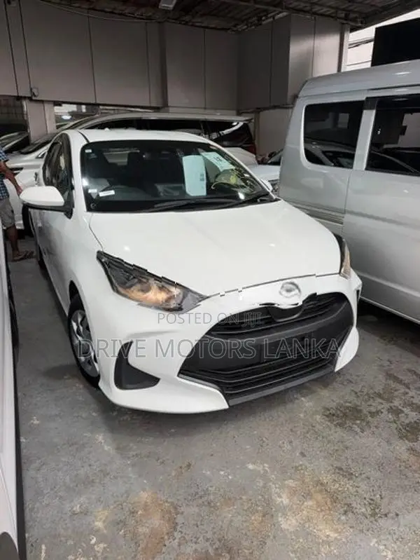 Toyota Yaris X Limited Push Start 2023
