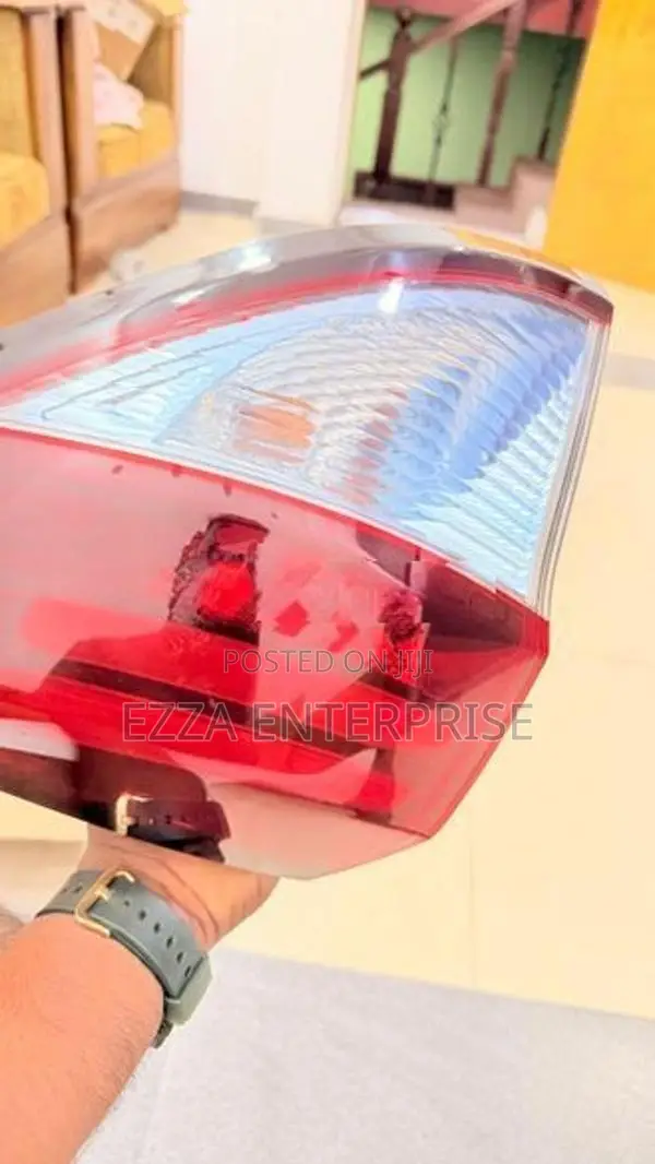 Honda Vezel RU3 Tail Lamp Set