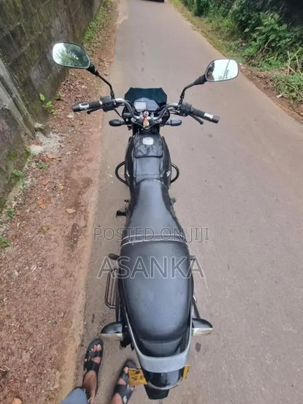 Bajaj XCD 2009