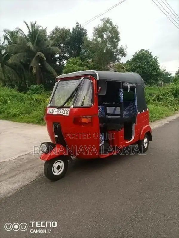 Bajaj RE 2003