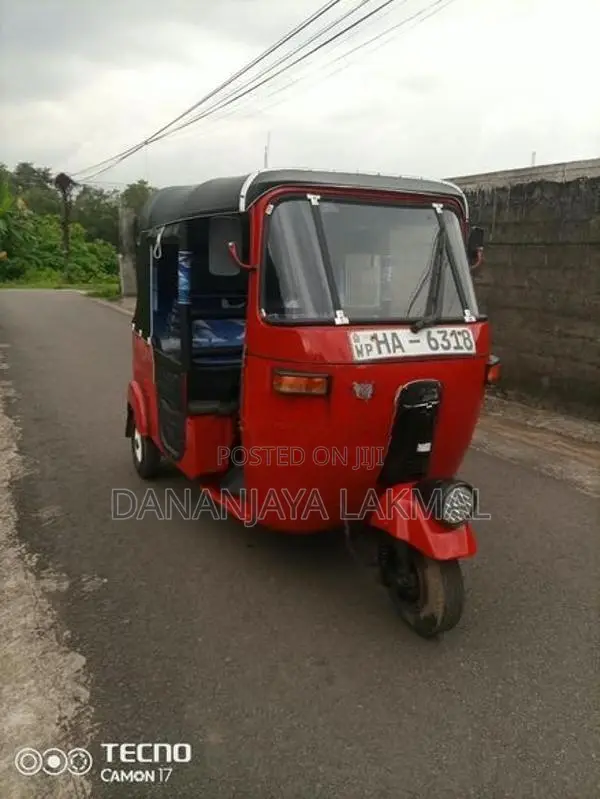 Bajaj RE 2003