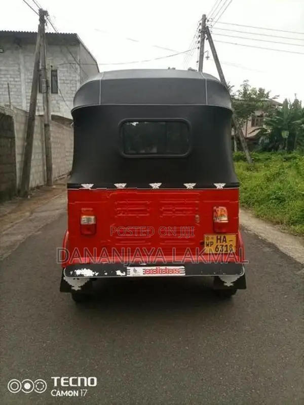 Bajaj RE 2003