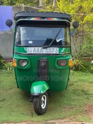 Bajaj RE 2012