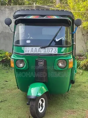 Bajaj RE 2012
