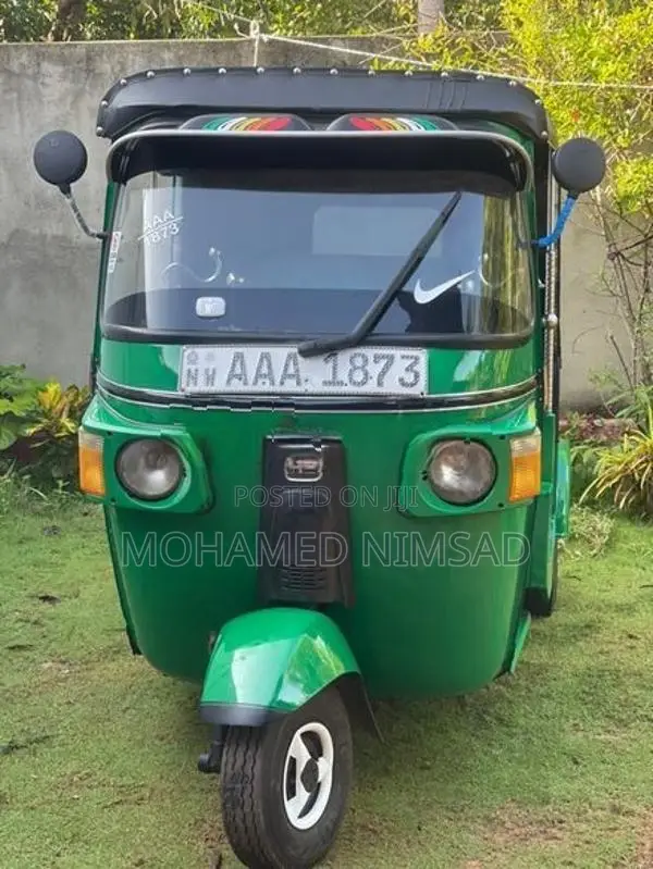 Bajaj RE 2012