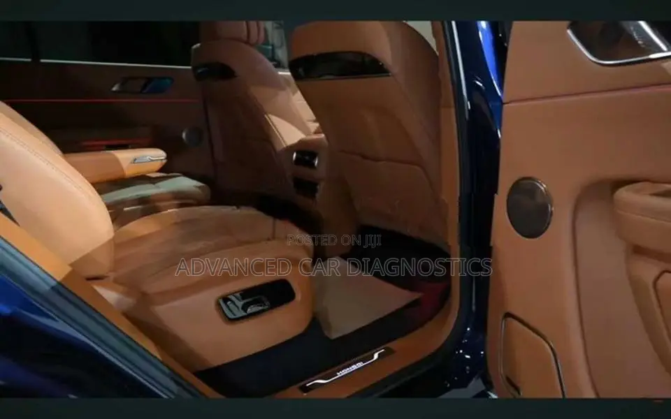 Cadillac Hongqi R Royce E Hs9 2026