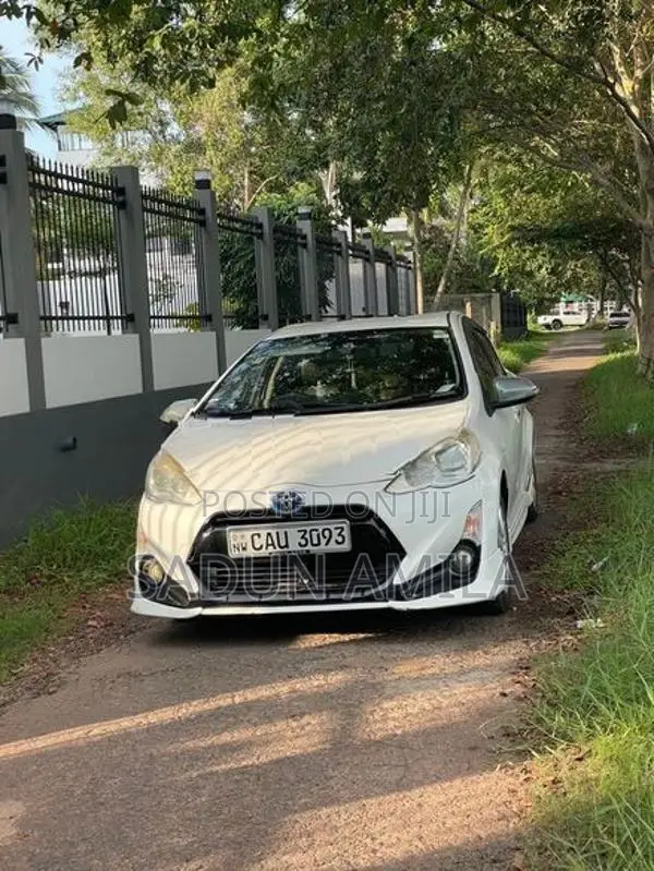 Toyota Aqua G Grade 2017
