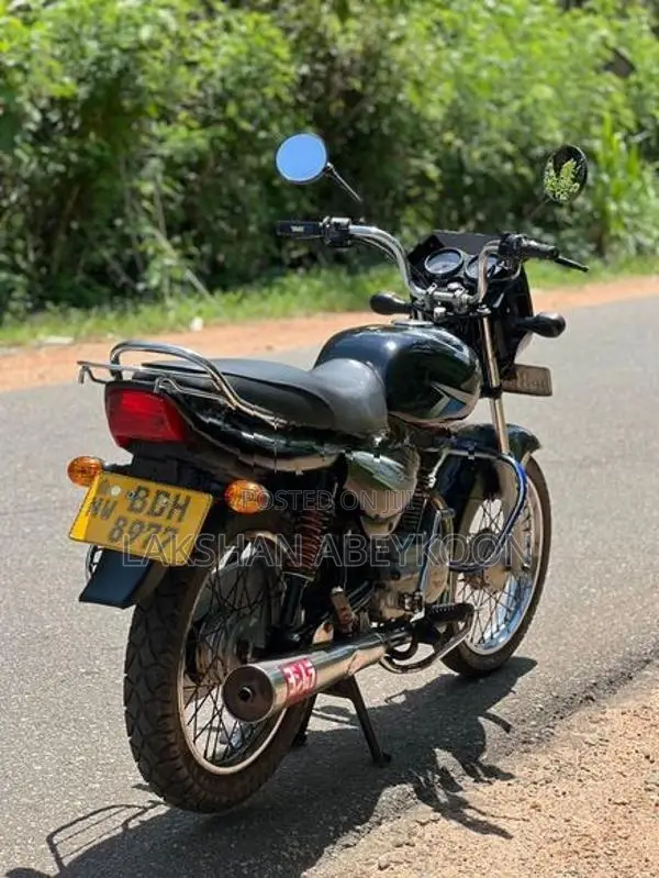 Bajaj CT100 2015