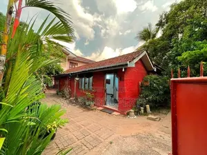 Colombo 05 Semi Furnished 02 Bedroom House For Rent