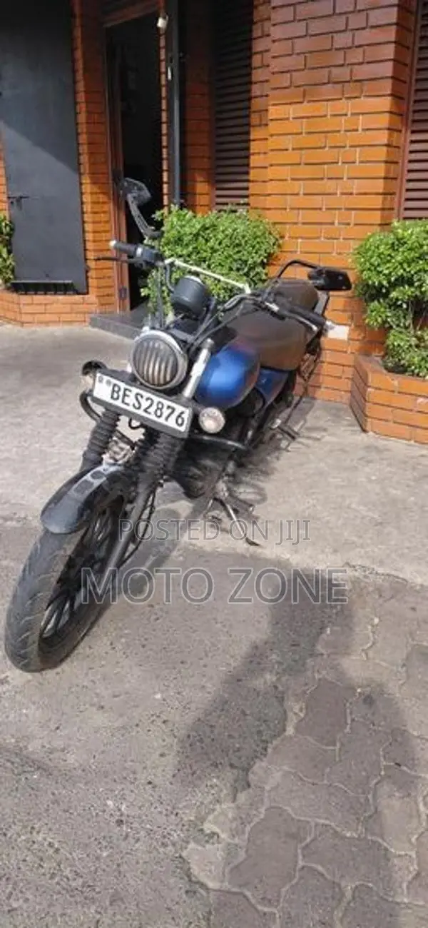 Bajaj Avenger 2016