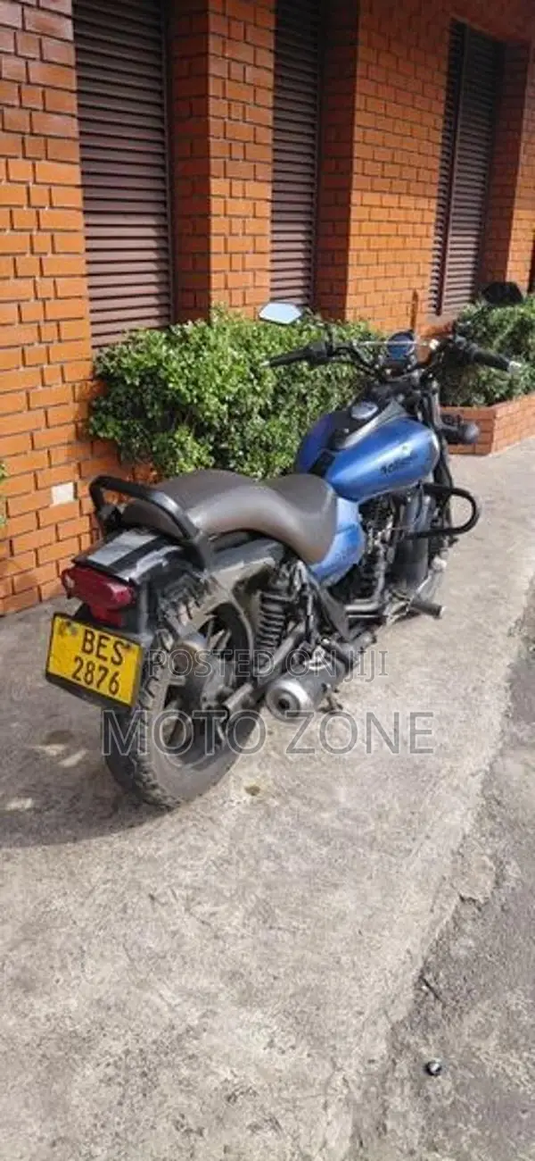 Bajaj Avenger 2016