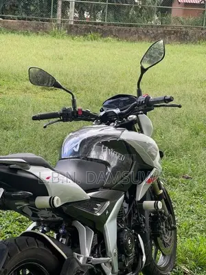 Bajaj Pulsar N160 Premium 2025