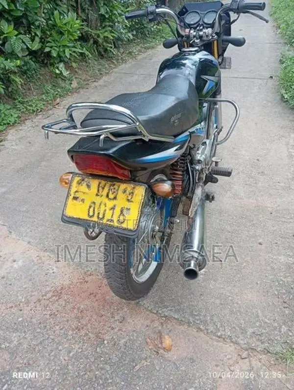 Bajaj CT100 2010