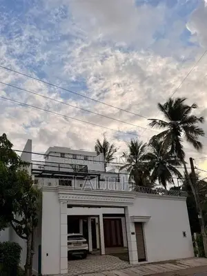 Spacious 4-Bedroom House Facing Pothuarawa Road, Malabe