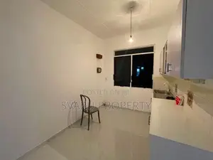 Colombo 05 - 02 Bedrooms 01st Floor Unit for Rent