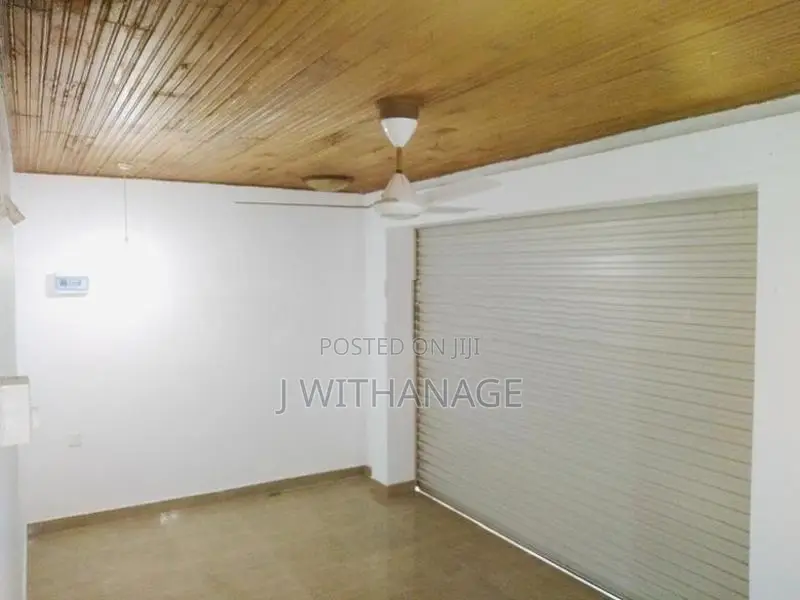 Shop for Rent near Kandy Road, Bulugaha Junction