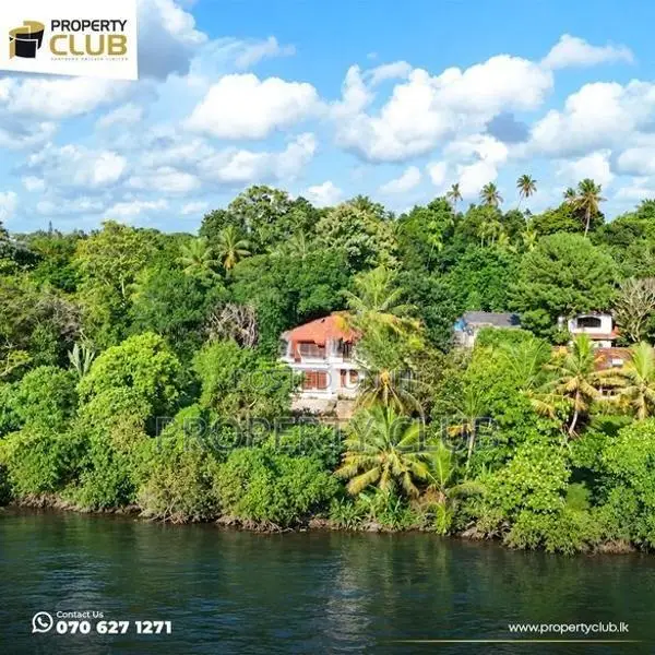 House For Sale In Bolgoda Lake Front