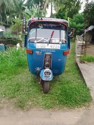 Bajaj RE 2006
