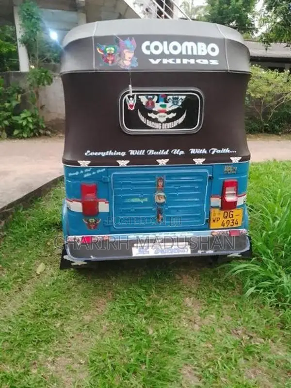 Bajaj RE 2006