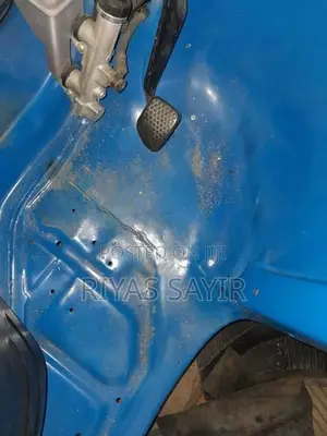 Bajaj RE 2016