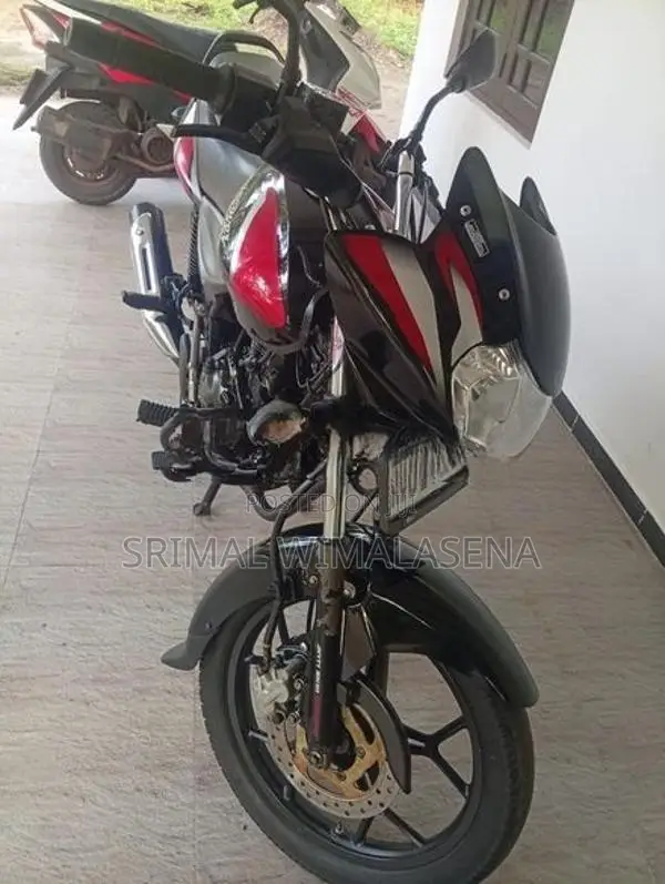Bajaj Discover 125 2019
