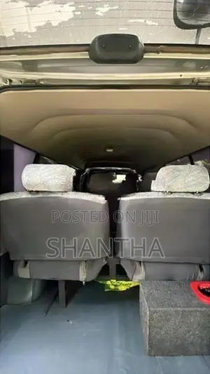 Nissan Caravan 1996