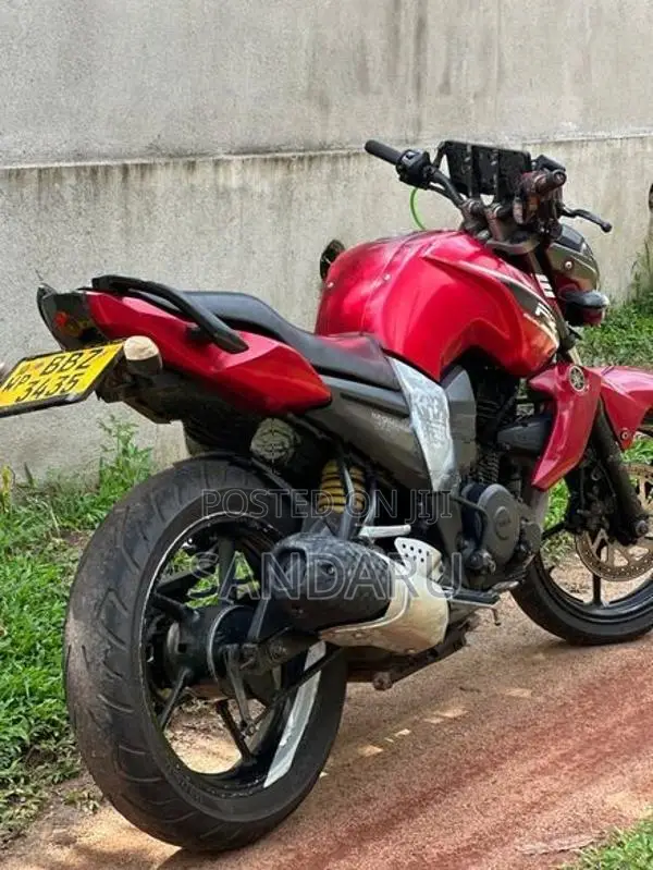 Yamaha FZS V1 2015