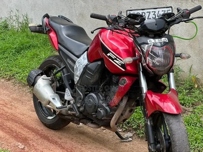 Yamaha FZS V1 2015
