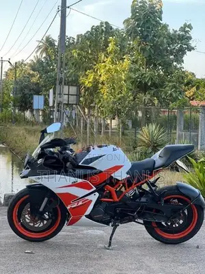 KTM RC 200 2019