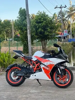 KTM RC 200 2019