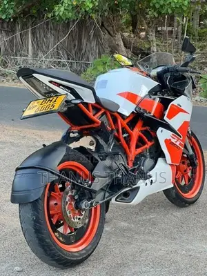 KTM RC 200 2019