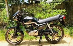 Suzuki GS 125 2011