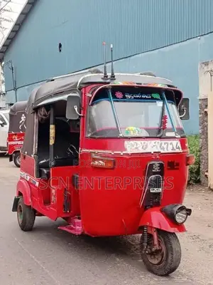 Bajaj RE 2006