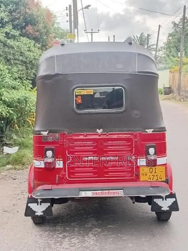 Bajaj RE 2006