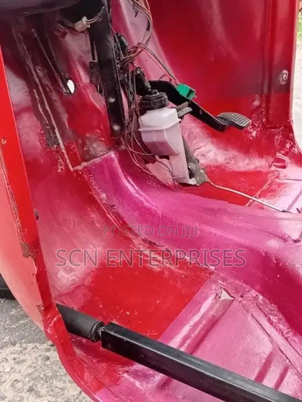 Bajaj RE 2006