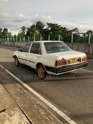 Nissan Sunny B11 1984