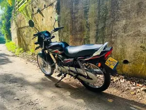 Bajaj CT100 2005