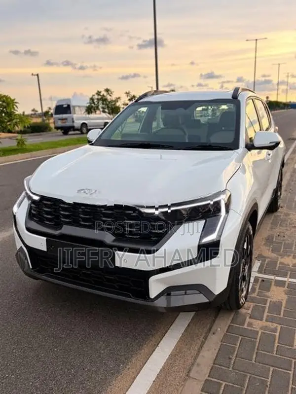 Kia Sonet GTX Plus 2025