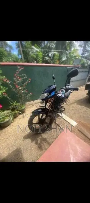 TVS Metro 2009