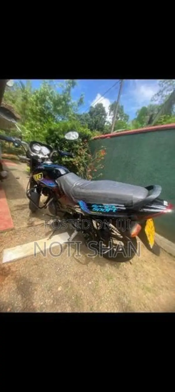 TVS Metro 2009