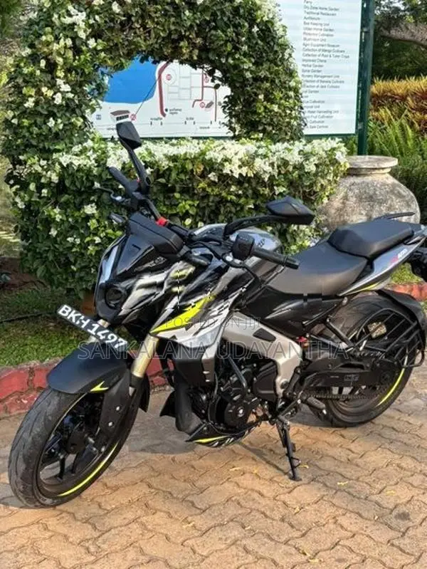 Bajaj Pulsar NS400z 2025