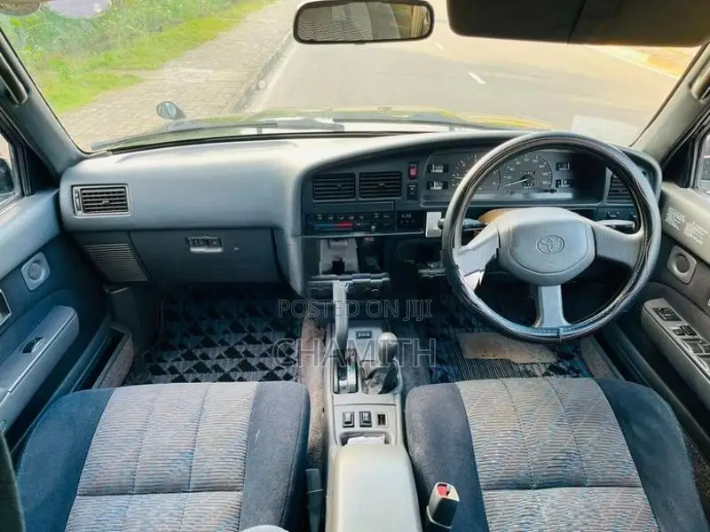 Hilux Surf 2008 Model