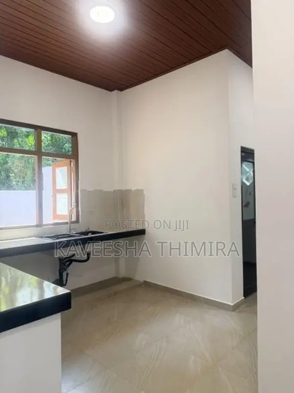 Gampaha Brand New Luxury House For (BN101)