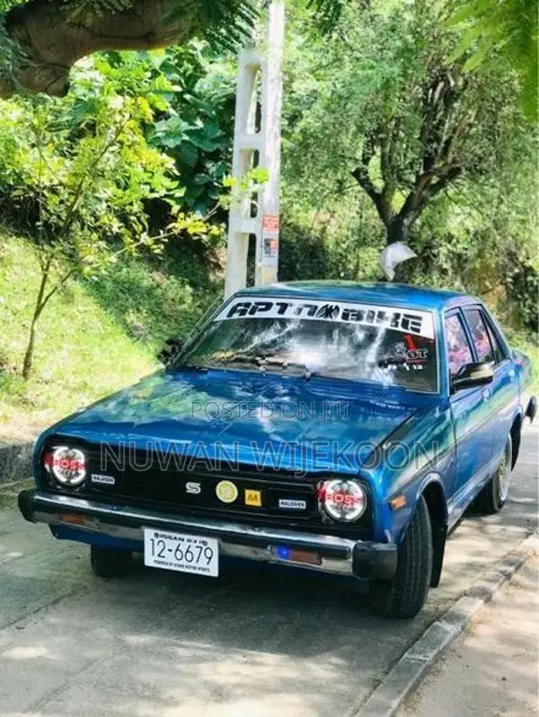 Nissan Sunny Blue 1980