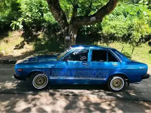 Nissan Sunny Blue 1980