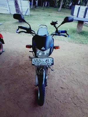 Bajaj CT100 2005