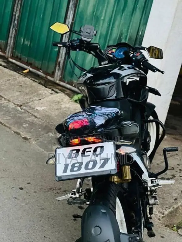 Bajaj Pulsar NS160 2017