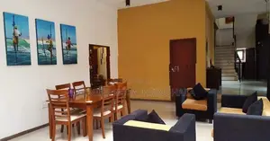 Makola 3 Bed Room House with Shared Parking Rent